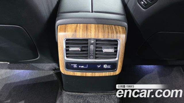 Kia K9 2022 — photo 37