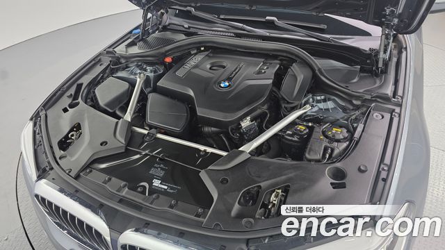 BMW 5-Series 2018 — photo 6