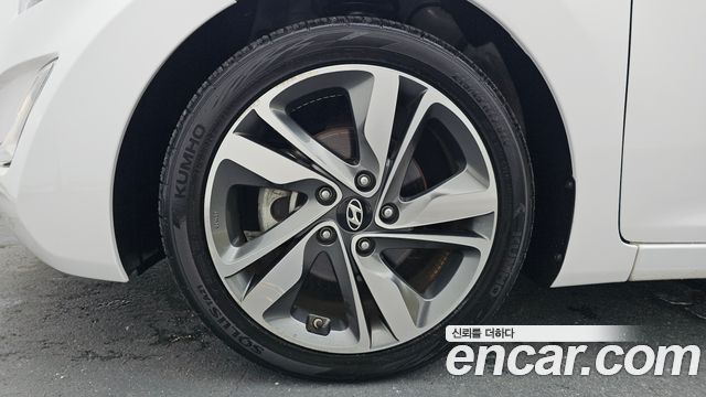 Hyundai AVANTE 2015 — photo 5