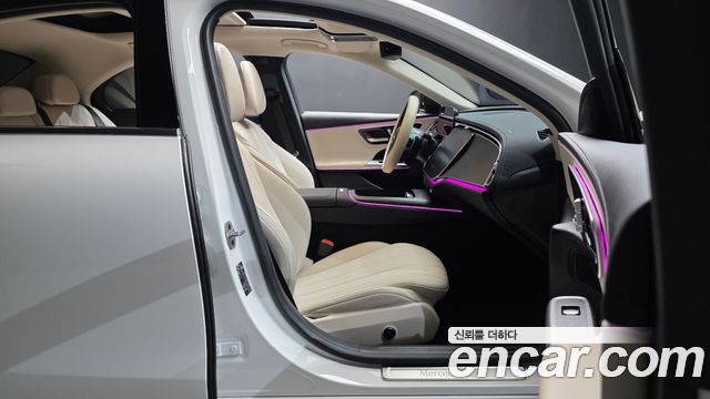 Mercedes-Benz E-Class 2024 — photo 16