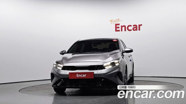 Kia K3 2023 — photo 3