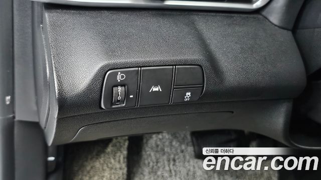 Hyundai AVANTE 2022 — photo 25