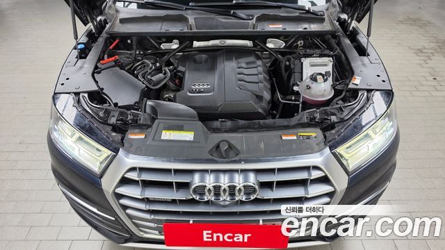 Audi Q5 2020 — photo 6