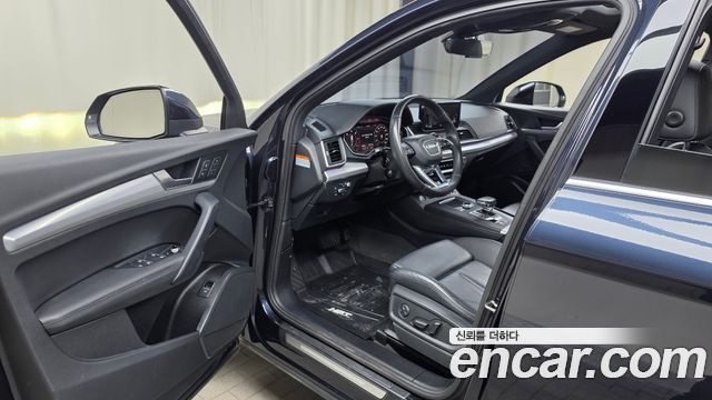 Audi Q5 2020 — photo 13