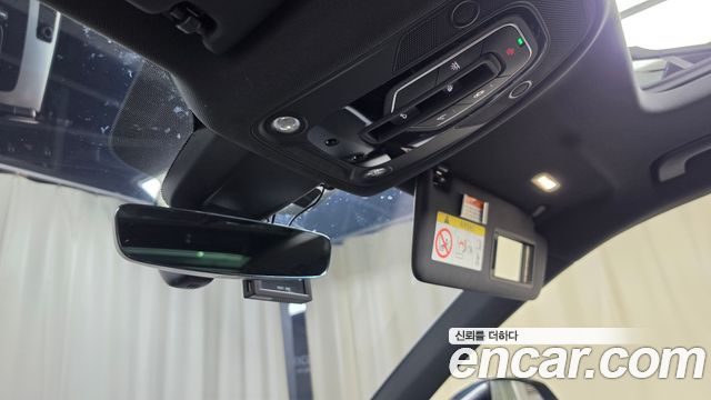 Audi Q5 2020 — photo 28