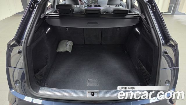 Audi Q5 2020 — photo 29
