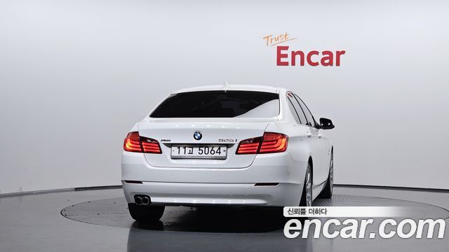 BMW 5-Series 2012 — photo 4