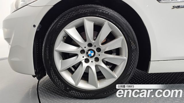 BMW 5-Series 2012 — photo 5