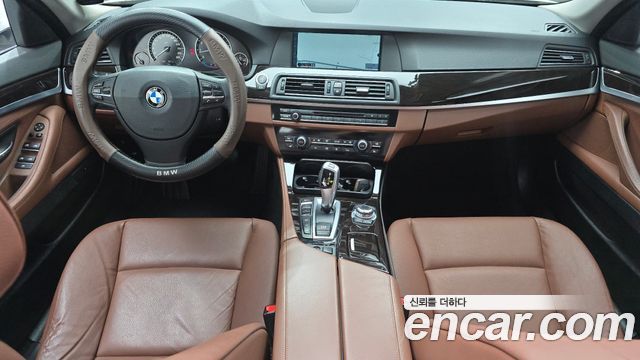 BMW 5-Series 2012 — photo 7