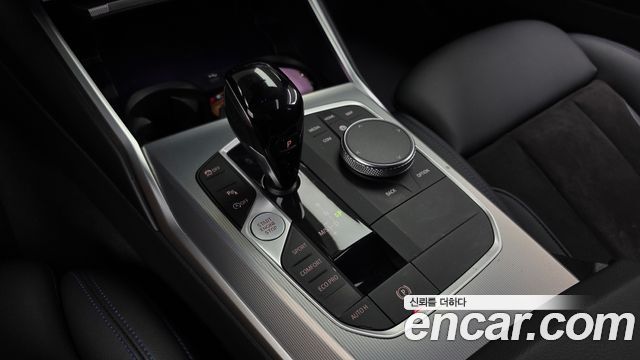 BMW 3-Series 2022 — photo 12
