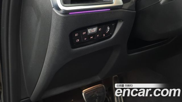 BMW 3-Series 2022 — photo 28