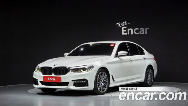 BMW 5-Series 2017 — photo 1