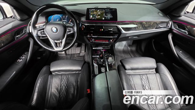 BMW 5-Series 2017 — photo 7