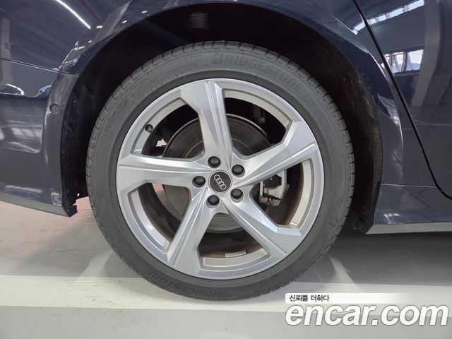 Audi A6 2025 — photo 5