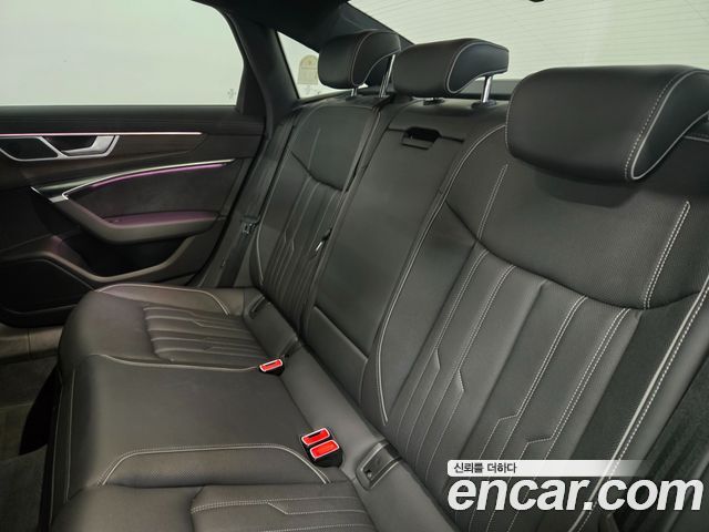 Audi A6 2025 — photo 11