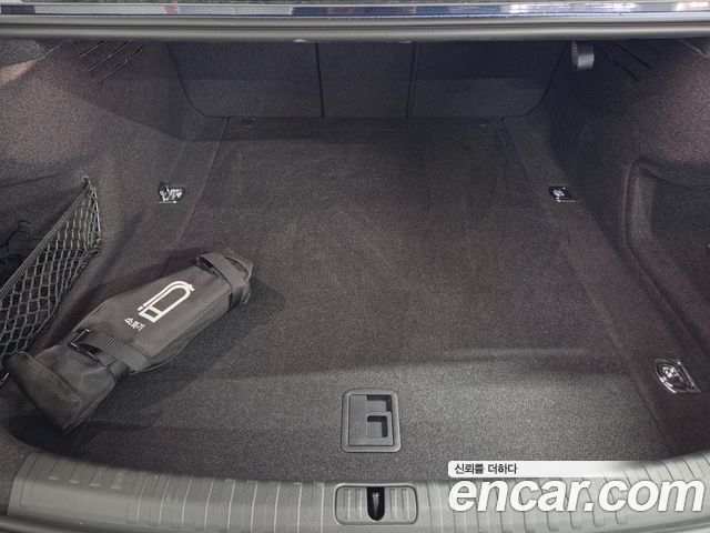 Audi A6 2025 — photo 17