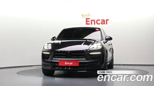 Porsche Macan 2023 — photo 3