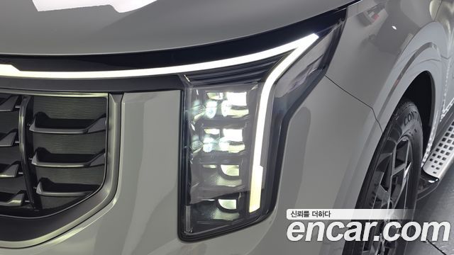 Kia Canival 2025 — photo 8