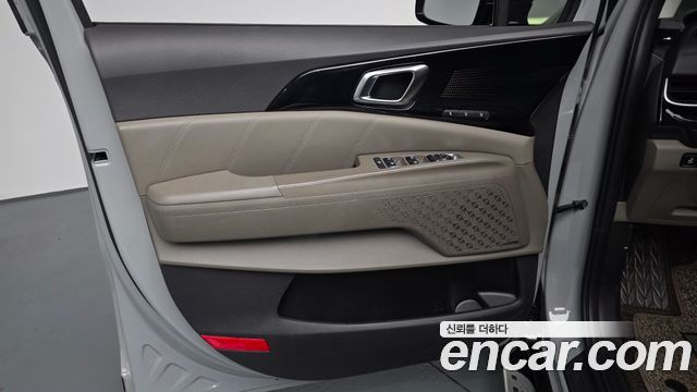Kia Canival 2025 — photo 14