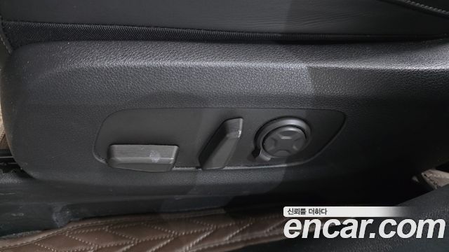 Kia Canival 2025 — photo 31