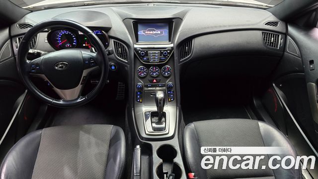 Hyundai Genesis 2012 — photo 7