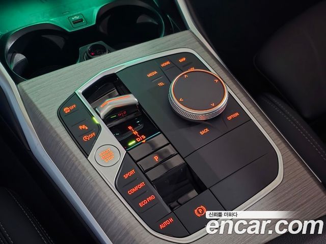 BMW 3-Series 2025 — photo 9