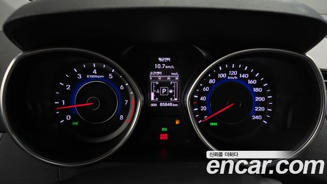 Hyundai AVANTE 2014 — photo 11