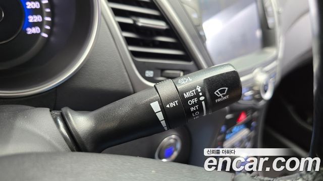 Hyundai AVANTE 2014 — photo 26