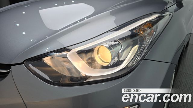 Hyundai AVANTE 2014 — photo 8