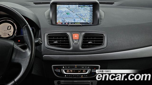 Renault Korea SM3 2017 — photo 19