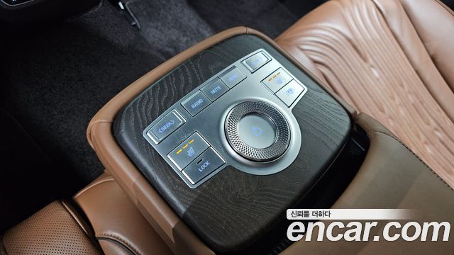 Genesis G80 2022 — photo 22
