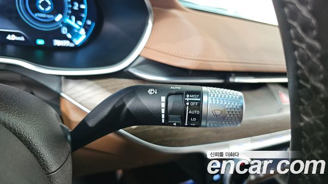 Genesis G80 2022 — photo 28