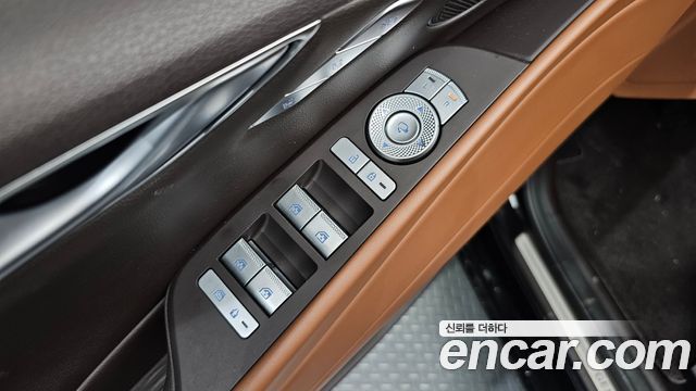 Genesis G80 2022 — photo 29