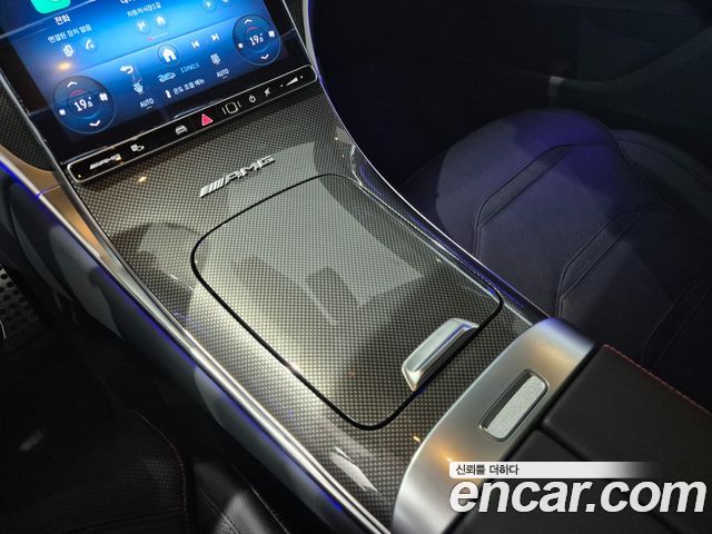 Mercedes-Benz GLC-Class 2026 — photo 17