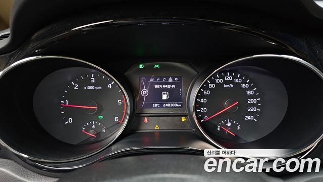 Kia Canival 2016 — photo 8