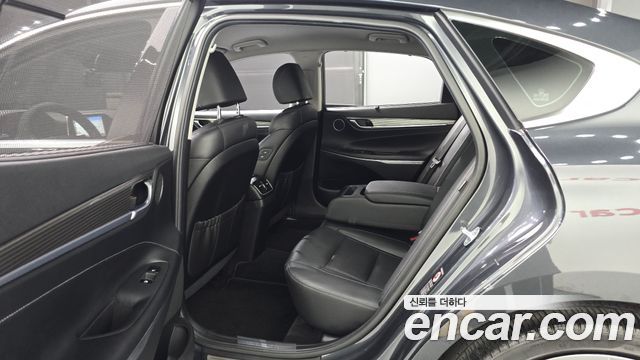 Hyundai Grandeur 2018 — photo 17