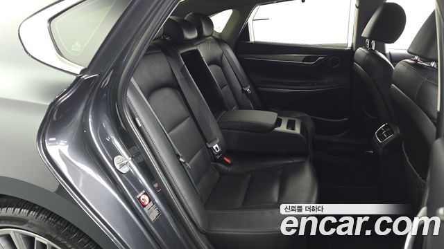 Hyundai Grandeur 2018 — photo 18