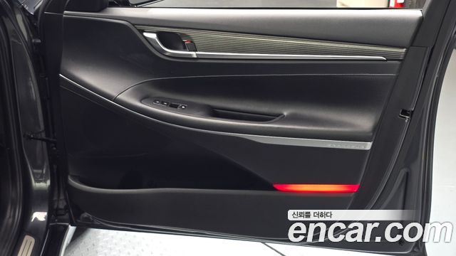 Hyundai Grandeur 2018 — photo 15