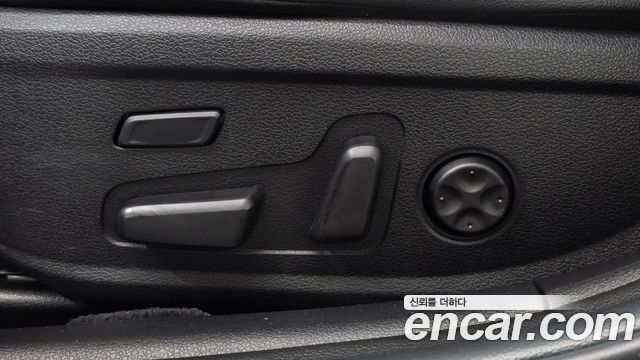 Hyundai Grandeur 2018 — photo 31