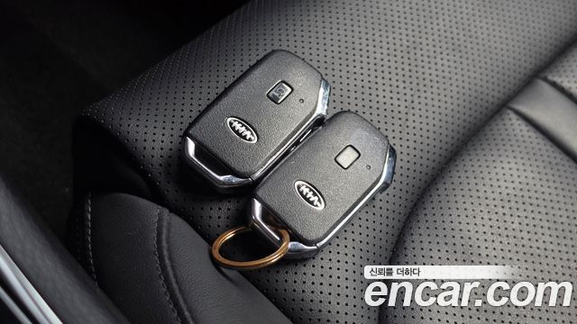 Kia K5 2020 — photo 34
