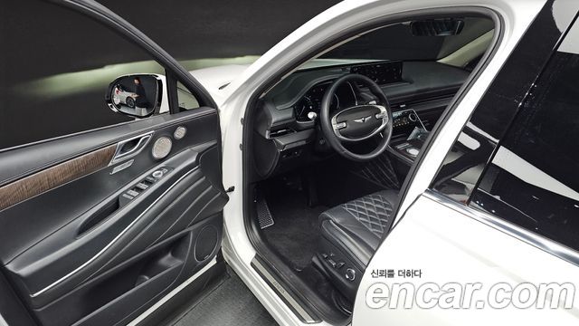 Genesis GV80 2022 — photo 17