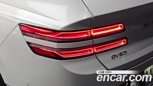 Genesis GV80 2022 — photo 9