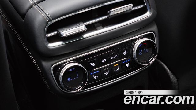 Genesis GV80 2022 — photo 31
