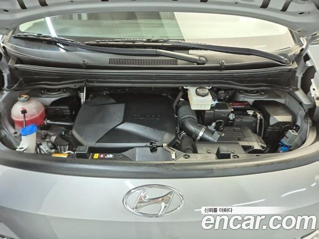 Hyundai Staria 2022 — photo 5