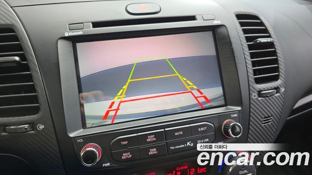 Kia K3 2015 — photo 20