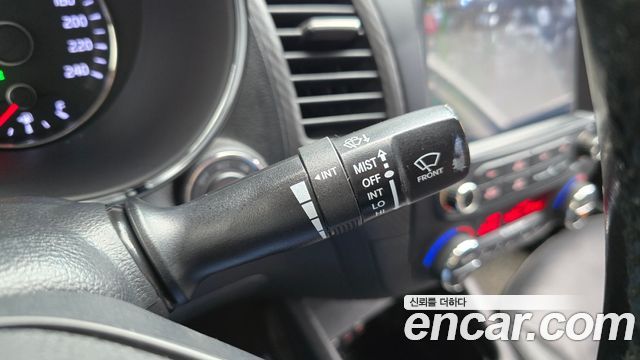Kia K3 2015 — photo 25
