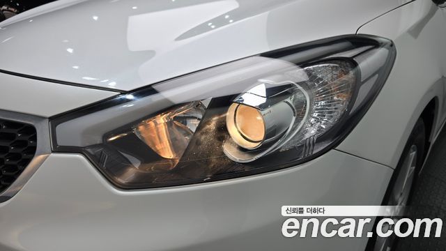Kia K3 2015 — photo 8