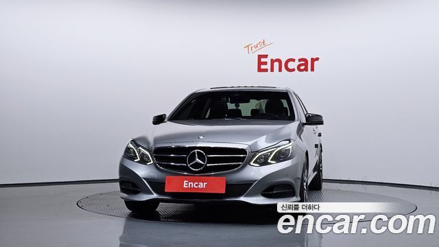 Mercedes-Benz E-Class 2015 — photo 3