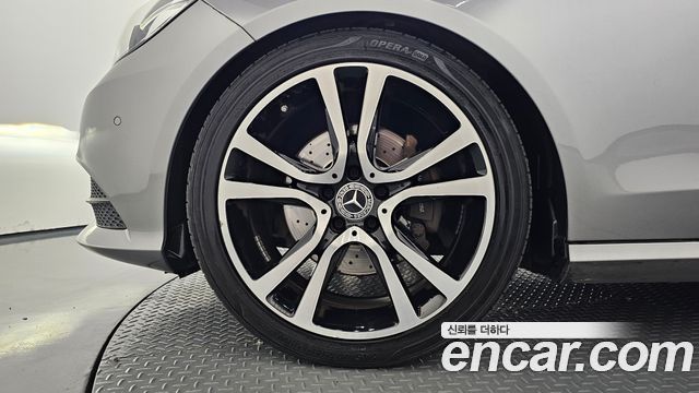 Mercedes-Benz E-Class 2015 — photo 5
