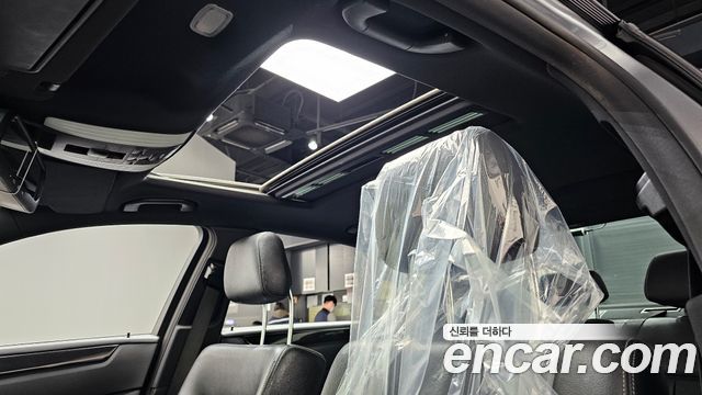 Mercedes-Benz E-Class 2015 — photo 19